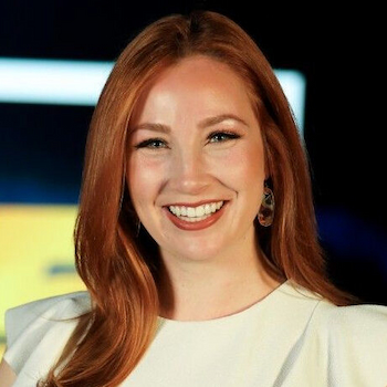 Leah Pezzetti is an Emmy-winning meteorologist and journalist for KING-TV in Seattle, blending her passion for weather, science, and storytelling.