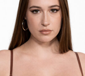 Elsie Hewitt: Modeling, Movies, & Motherhood in 2026